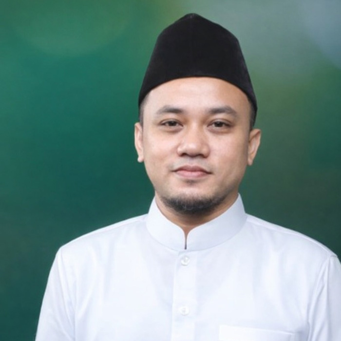 Hafis Muaddab MPd, Guru SMKN 1 Jombang