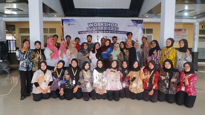 Kepala Desa Kalikejambon Akhmad Iswahyudi mendukung kegiatan workshop yang dilaksanakan di pendopo kantor Desa Kalikejambon, Senin (9/2) pagi.