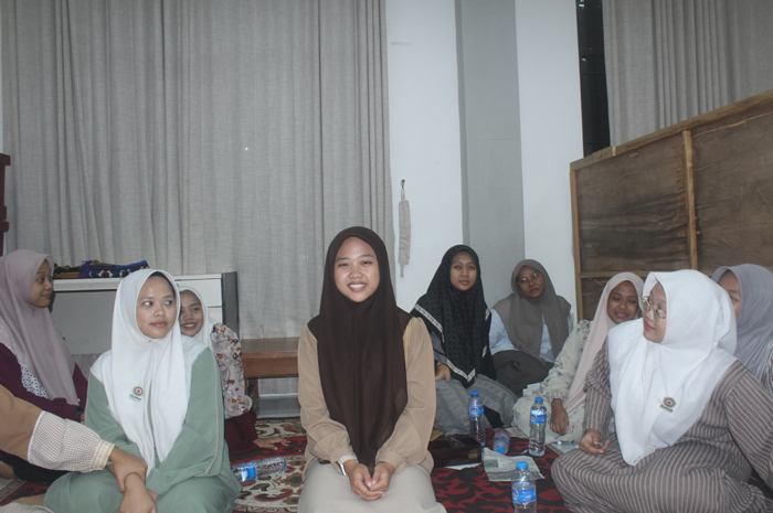 Bilqis Jihan Zahrotul, Santriwati PP Al-Madienah, Denanyar, Jombang