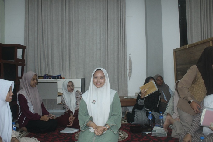 Zelvira Wulandari Subekhti, Santriwati PP Al-Madienah Denanyar, Jombang