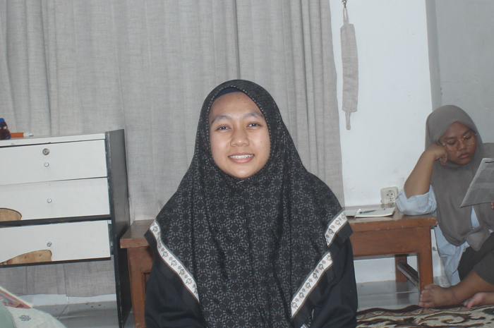Nazwa Marva Jannati, Santri Putri Pondok Pesantren Al-Madienah, Denanyar, Jombang