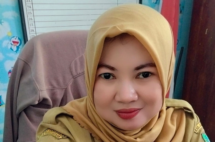 Dwi Wahyu Anggraini SPd SD, Kepala SDN Pagertanjung 2 Ploso, Jombang