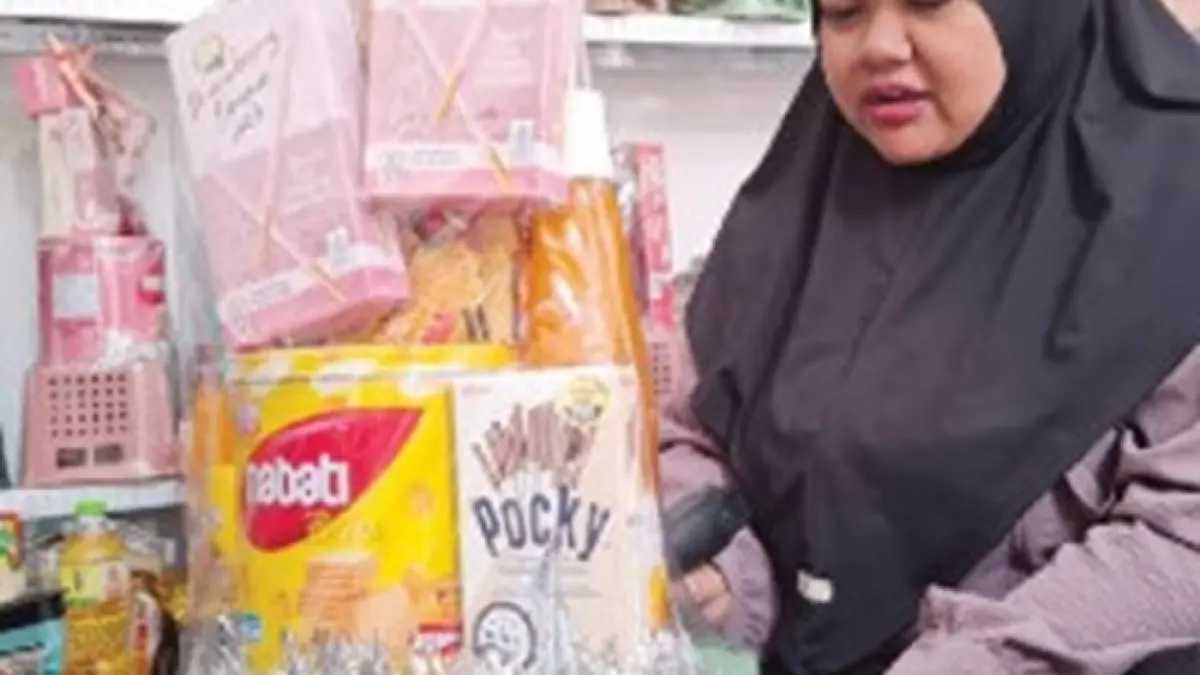 Menjelang Hari Raya Idulfitri, pesanan hampers dan parcel di Jombang mulai membludak. (Achmad RW/Radar Jombang)