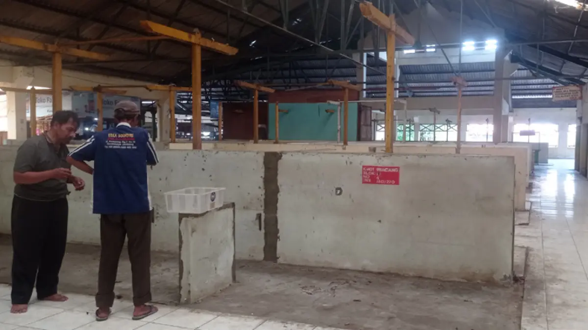 Kondisi lantai dua PCN Jombang usai lapak kosong ditertibkan. (Ainul Hafidz/Radar Jombang)