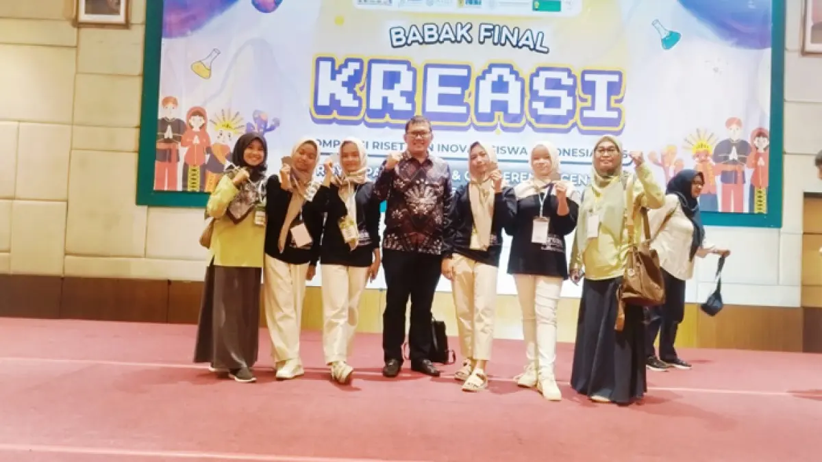 Siswa MTsN 16 Jombang dalam ajang Kompetisi Riset dan Inovasi Siswa Indonesia (KREASI) di Jakarta 2025