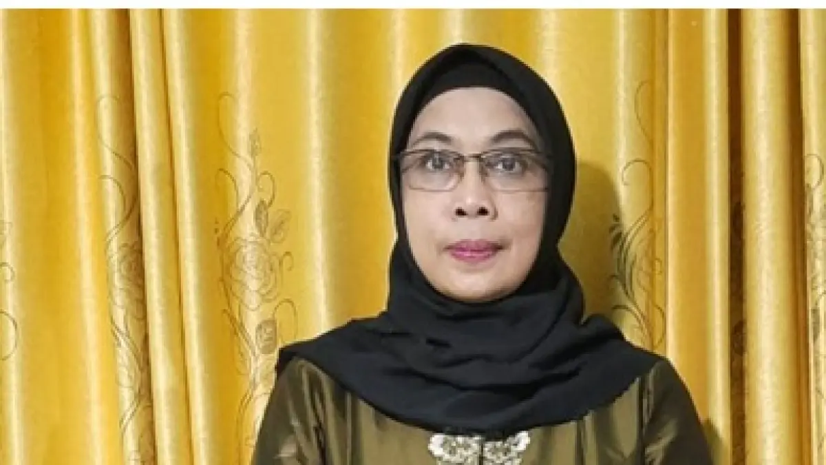 Kepala SMAN 1 Jombang, Dyah Ayu Endrianingsih SPd MM.