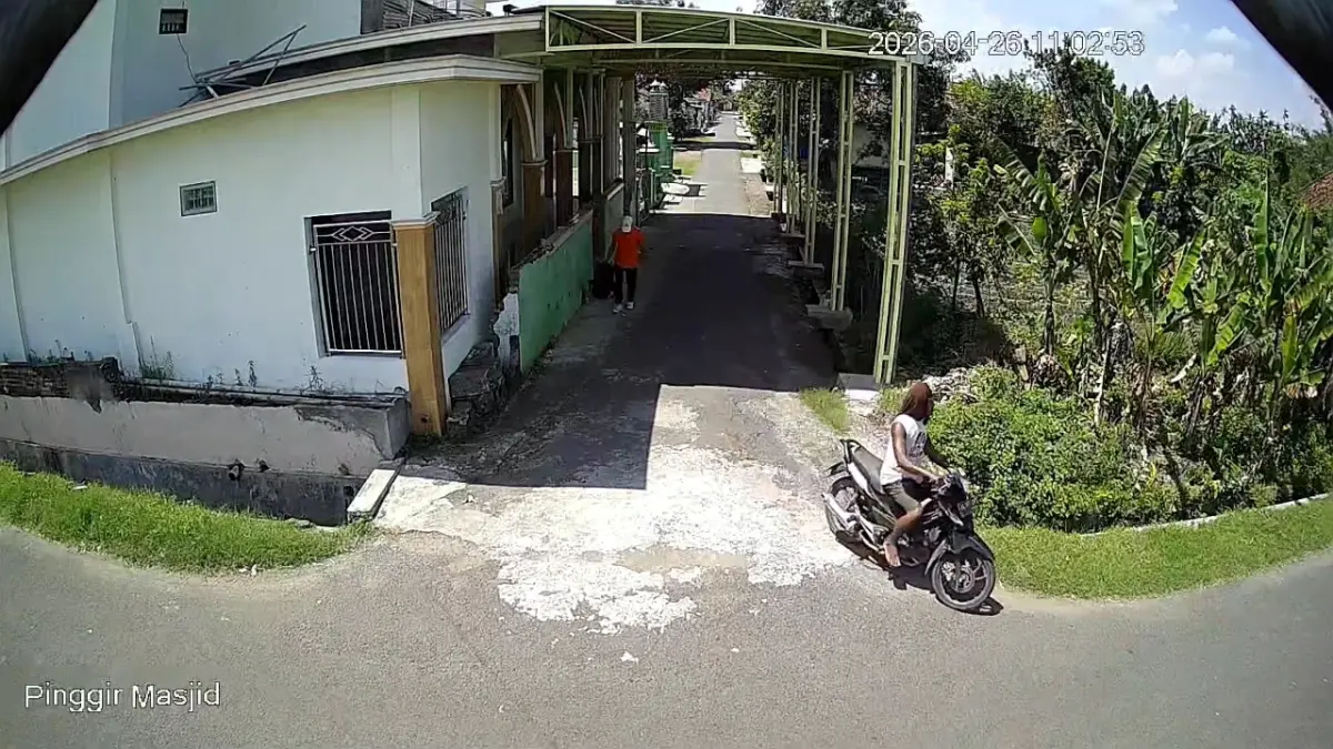 Warga di Desa Sukopinggir, Kecamatan Gudo Jombang tengah resah dengan aksi pencurian yang menimpa rumah ibadah.&nbsp;(Achmad RW/Radar Jombang)