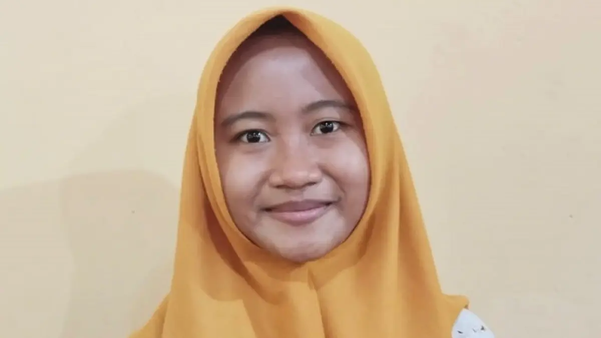 Ainul Wahidah Widiyanti, Kelas 8-C SMPN 2 Kesamben

