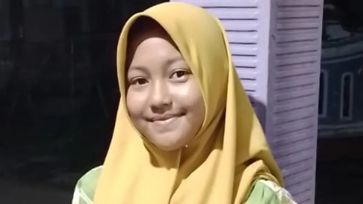 Della Krisnanda Harianto, Kelas 7-J SMPN 1 Ploso