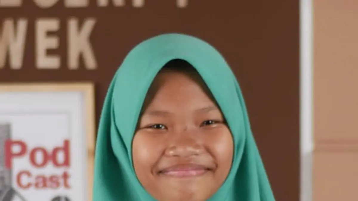 Miftahur Rohmah, Kelas 8-B SMPN 1 Diwek