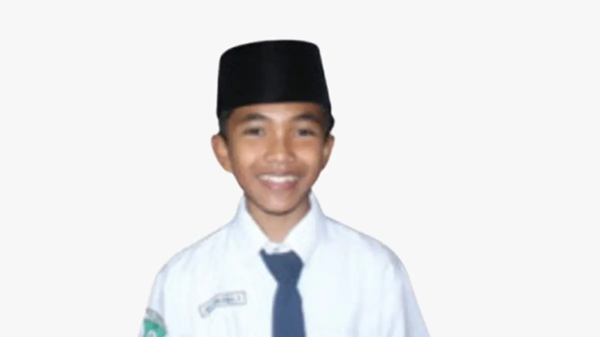 : Aka Juwansa Putra, Kelas 7-A MTsN 9 Jombang di Tanjunganom, Diwek, Jombang.