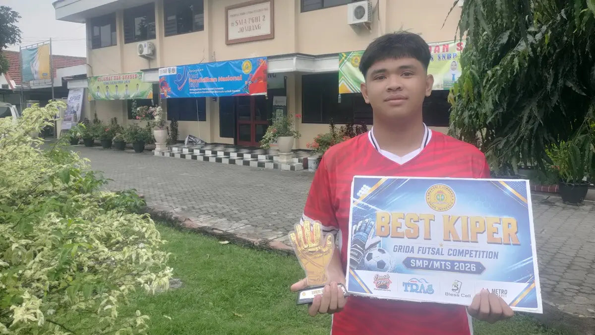  M. Dyandra Izzat, Kelas 9-B MTsN 1 Jombang