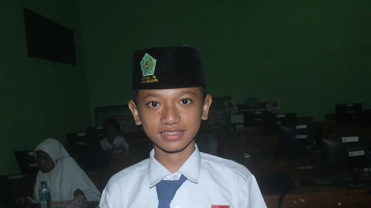 Muhammad Fatih Romadlon, Kelas 8-D MTsN 15 Jombang di Keras, Diwek, Jombang