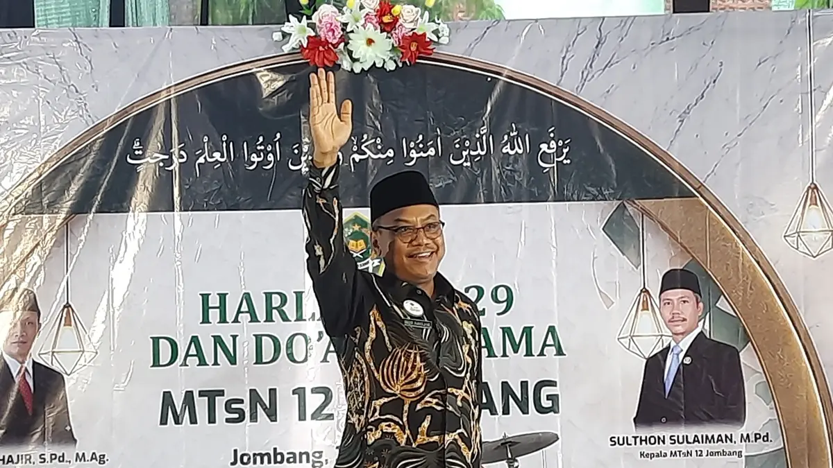 Nur Khojin MPdI, Kasi Penma Kantor Kemenag Jombang. (Wenny Rosalina/Radar Jombang)