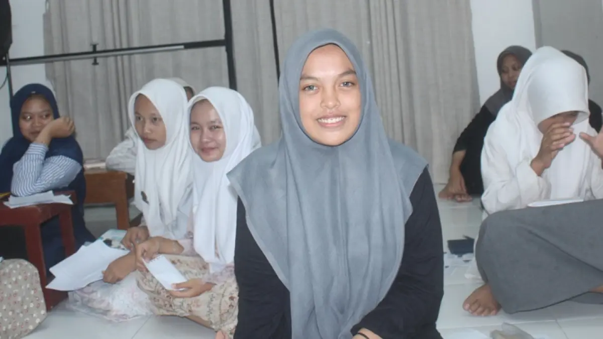Alyssa Mutiara Putri, Santriwati PP Al-Madienah, Denanyar, Jombang.