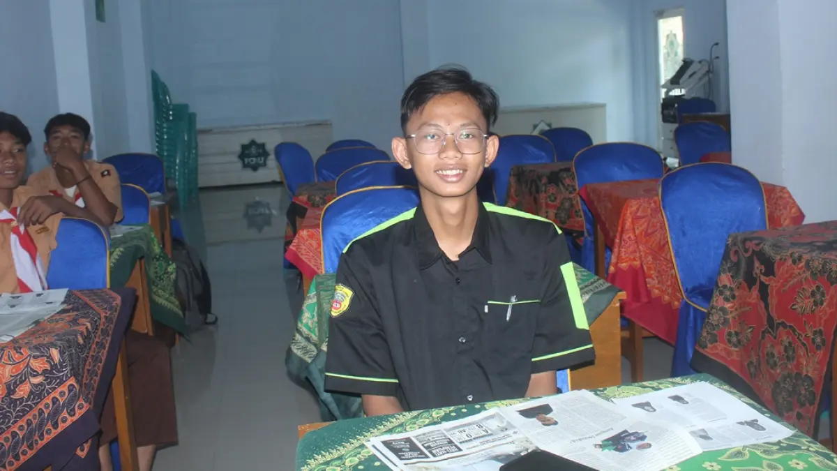 Mochamad Dani Kurniawan, Kelas 10 TKJ 2 SMK Unggulan NU Mojoagung, Jombang.