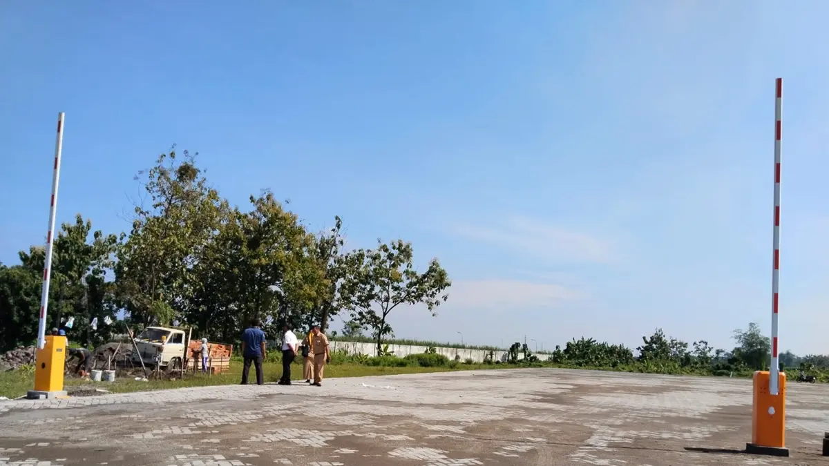 Terminal Barang di Kecamatan Perak, Jombang segera diuji coba. (Azmy Endiyana/Radar Jombang)