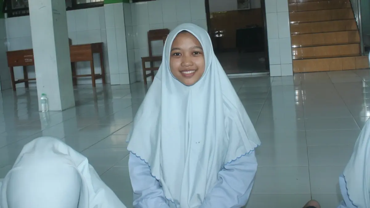 Iklila Faizatul Islam, Kelas 9-PQ 1 MTs Perguruan Mu’allimat Cukir, Jombang.