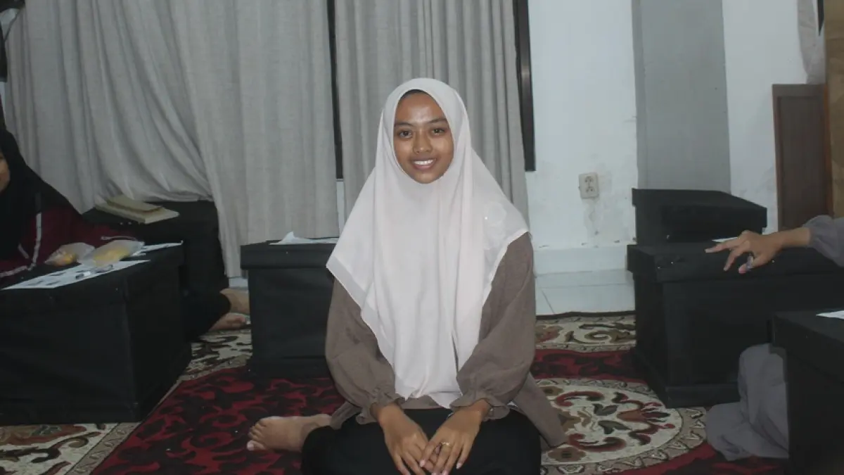 An-Nisaa Bahratul Ilmiah, Santriwati PP Al-Madienah, Denanyar, Jombang