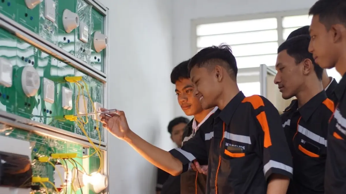 Ilustrasi siswa SMK