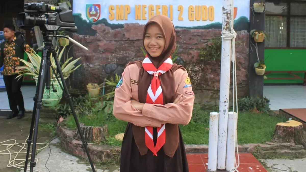 Zarah Widiya Ayu, Kelas 7B SMP Negeri 2 Gudo, Jombang.