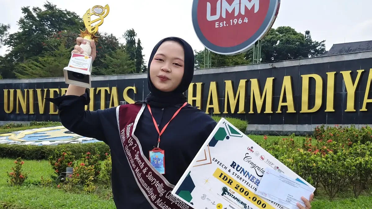 Dya Ajeng Octavia, Kelas X-1 SMA PGRI 2 Jombang