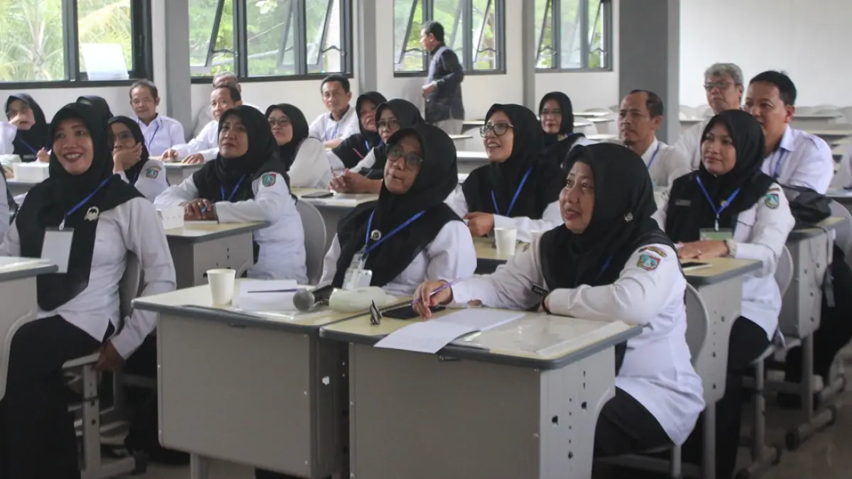 SEMANGAT: Guru SMP mengikuti pelatihan BCKS di SMPN 1 Jombang, (21/11). (Wenny Rosalina/Radar Jombang)
