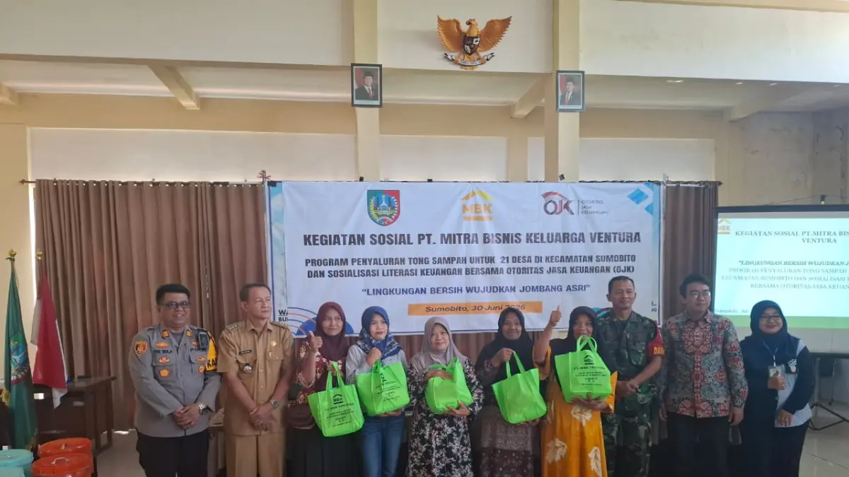 penyaluran bantuan sembako yang dilakukan PT MBK Ventura kepada nasabah