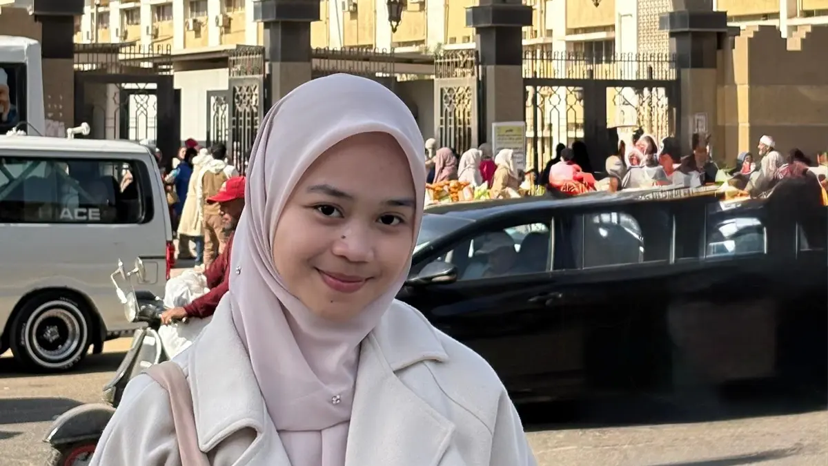 Maulaya Naila Najma, asal Denanyar, Jombang, menempuh pendidikan di Universitas Al Azhar Mesir.