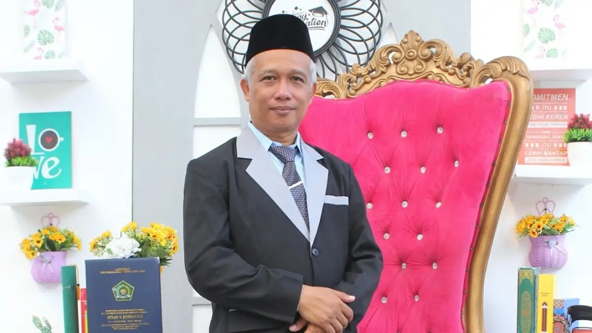 Kepala MTsN 9 Jombang, Abdul Haris S.Pd.