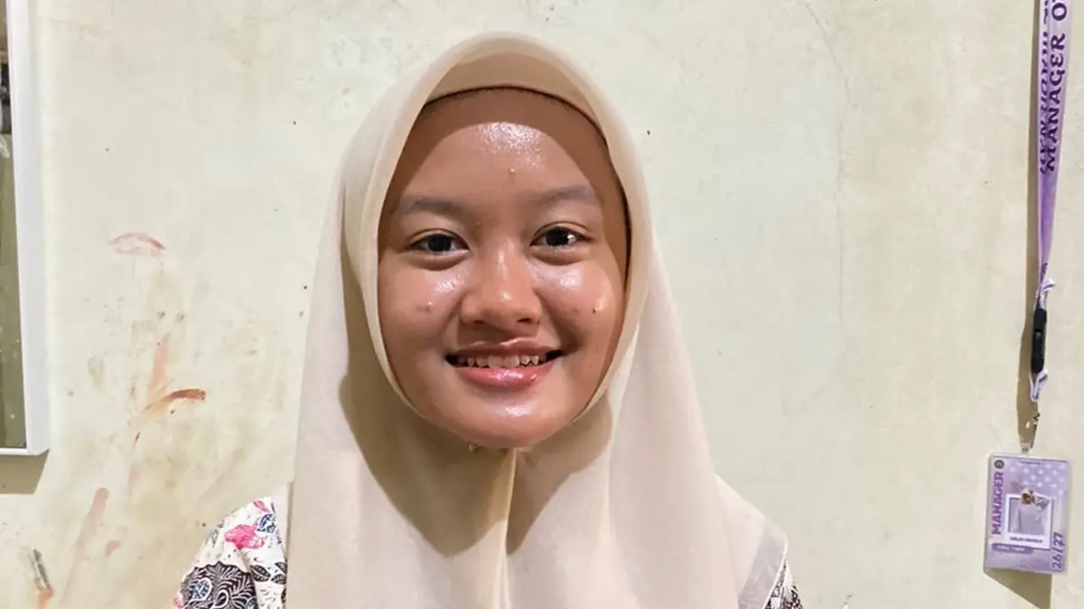 Vesca Ayunda Putri, Santriwati PP Al-Madienah Denanyar Jombang.