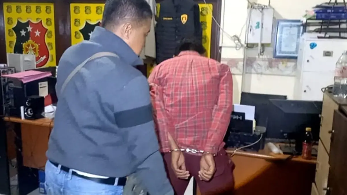 Pelarian SRS, 37, warga Karangbinangun, Lamongan, usai mencuri sepeda motor di Desa Denanyar, Kecamatan Jombang, berakhir di Mojokerto.