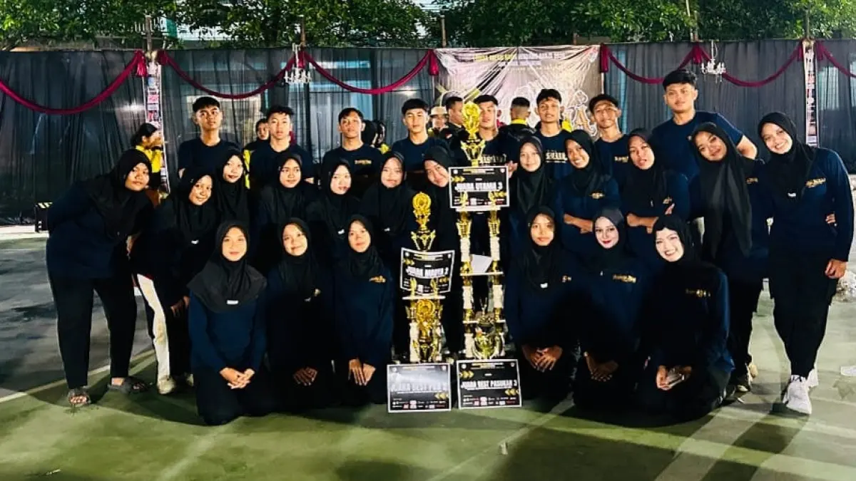 Tim Lomba Keterampilan Baris Berbaris (LKBB SMAN) Kabuh. 