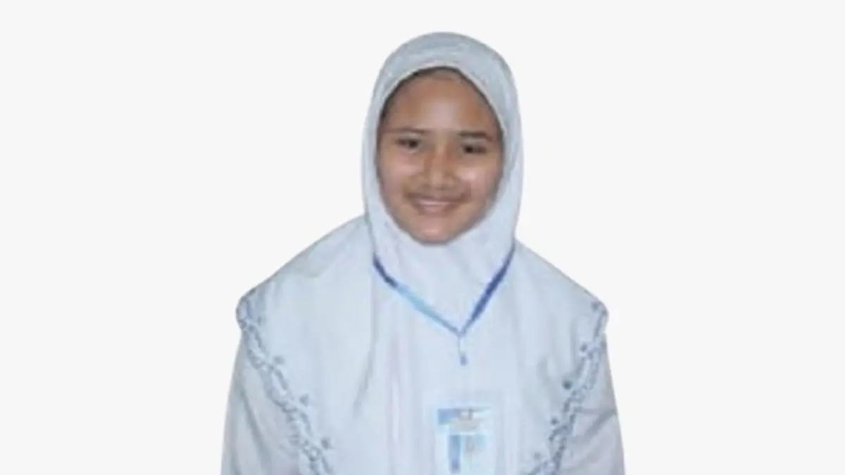 Valisya Nabila Ardlynata 9-A SMP A Wahid Hasyim Tebuireng, Jombang. (Rojiful Mamduh/Radar Jombang)