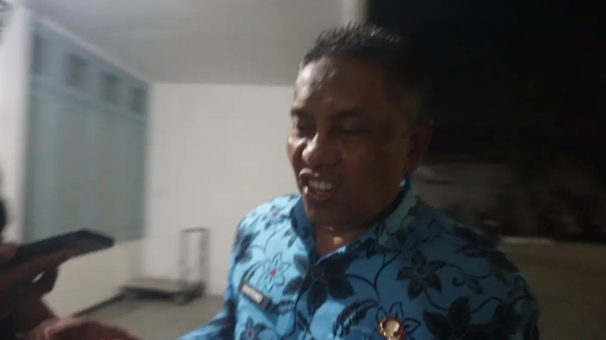 Kejaksaan Negeri (Kejari) Jombang mulai melakukan penyelidikan awal dengan meminta keterangan sejumlah pihak, termasuk Ketua KPRI Sejahtera Hartono, Kamis (6/8). (Achmad RW/Radar Jombang)
