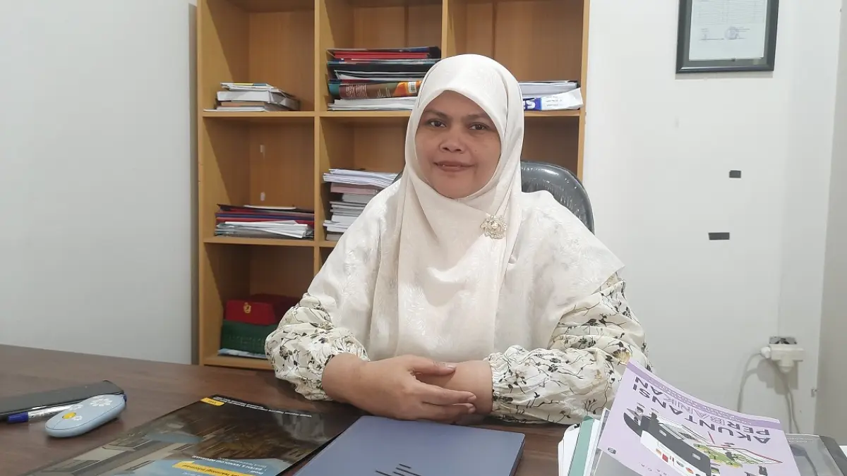 Nur Anisah, Dosen Itebis PGRI Deantara Jombang