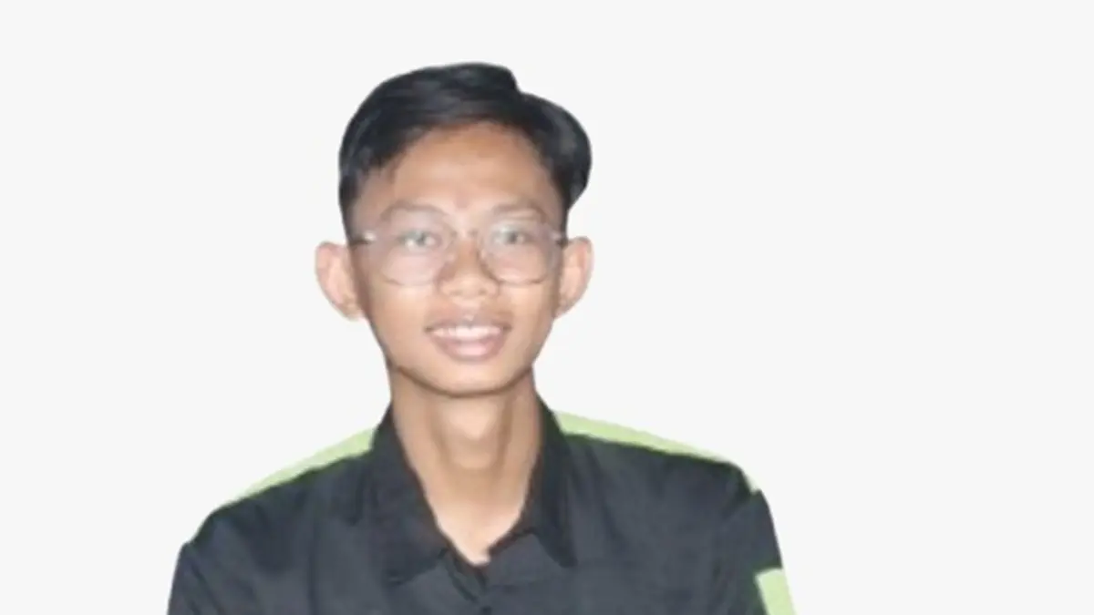 Mochamad Dani Kurniawan, Kelas XI-TKJ 2 SMK Unggulan NU Mojoagung, Jombang. (Rojiful Mamduh/Radar Jombang)