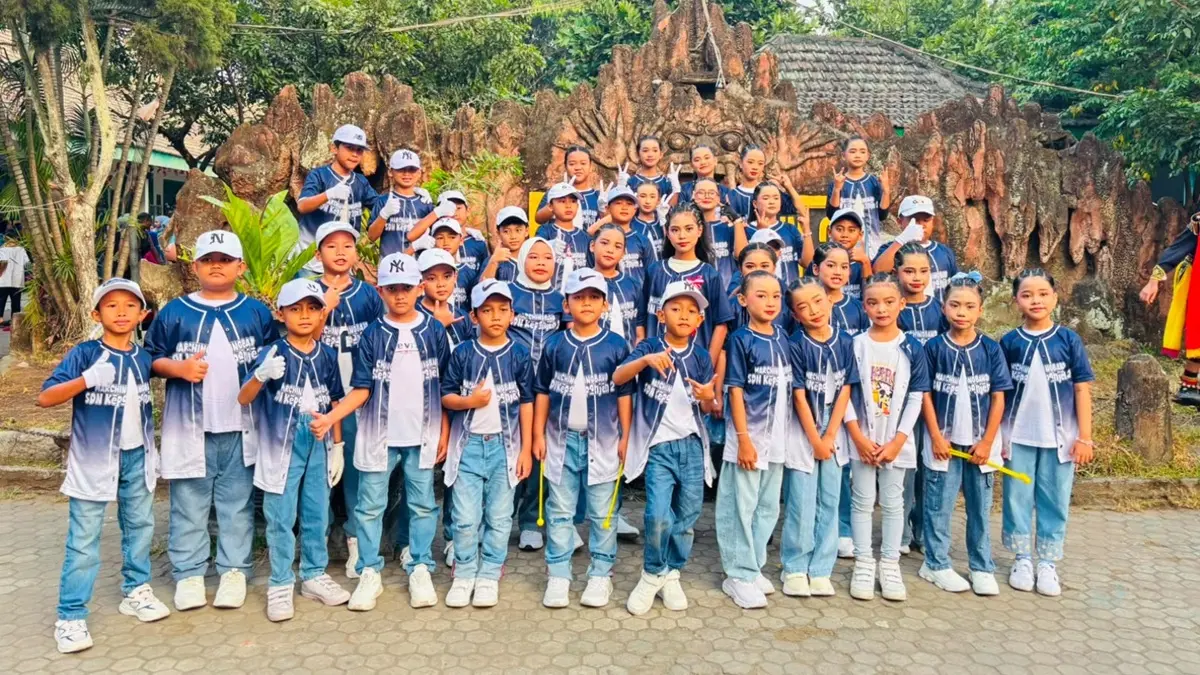 SDN Kepanjen 2 Kecamatan Jombang menggelar Perdana Mahardika, Kamis (20/8). (Wenny Rosalina/Radar Jombang)