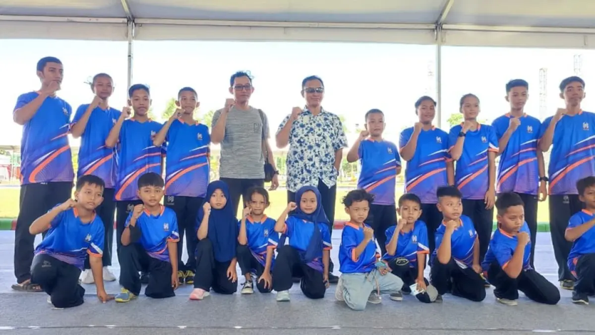 Atlet wushu Jombang mengikuti Kejuaraan Wushu Citra Satria Cup Tingkat Nasional 2026 Sabtu (22/8). (Wenny Rosalina/Radar Jombang)
