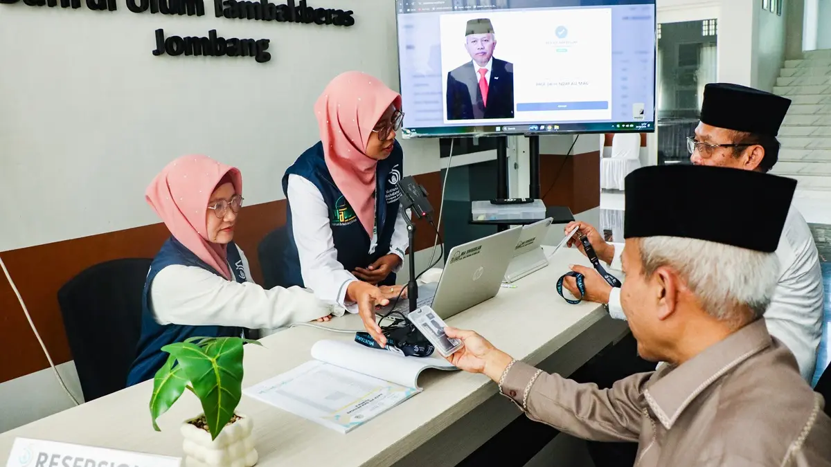 NYAMAN: Pengurus PBNU yang menginap di Tower 1 MA Unngulan KH Wahab Hasbullah Tambakberas, Jombang. (Achmad RW/Radar Jombang)