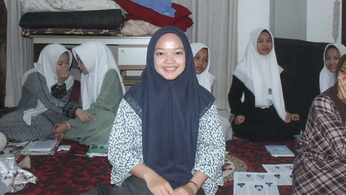 Eka Athaya Maghfirah, Santriwati PP Al-Madienah, Denanyar, Jombang. (Rojiful Mamduh/Radar Jombang)