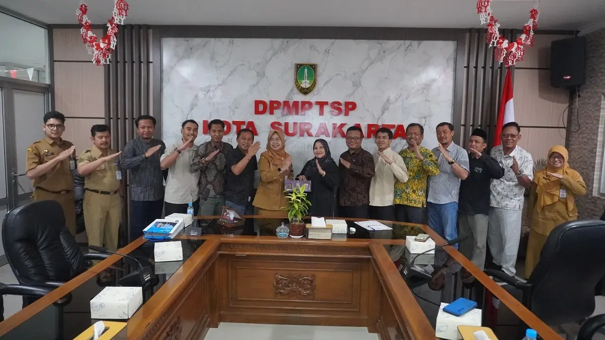 BELAJAR: Komisi B DPRD Jombang saat kunjungan kerja ke Surakarta, Jawa Tengah, (16-19/9). (IST)