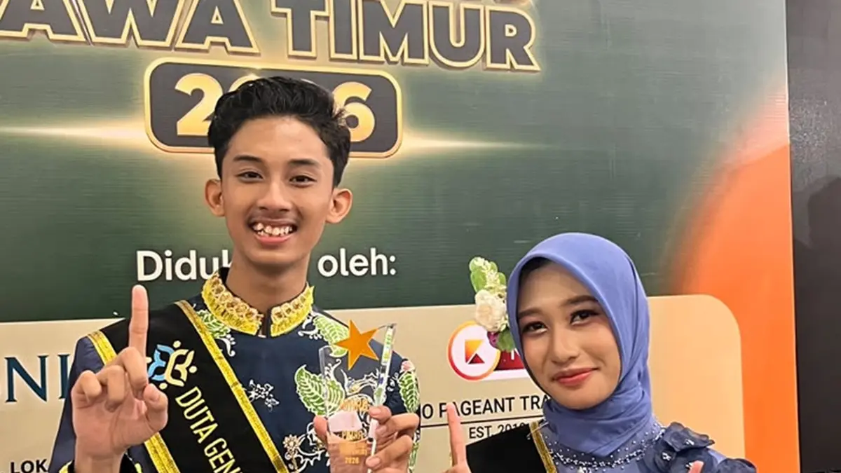 Mohammad Kavin Zidny Ulya dan Nayla Rohmatu Rizki membanggakan Jombang melalui Duta GenRe. (Wenny Rosalina/Radar Jombang)