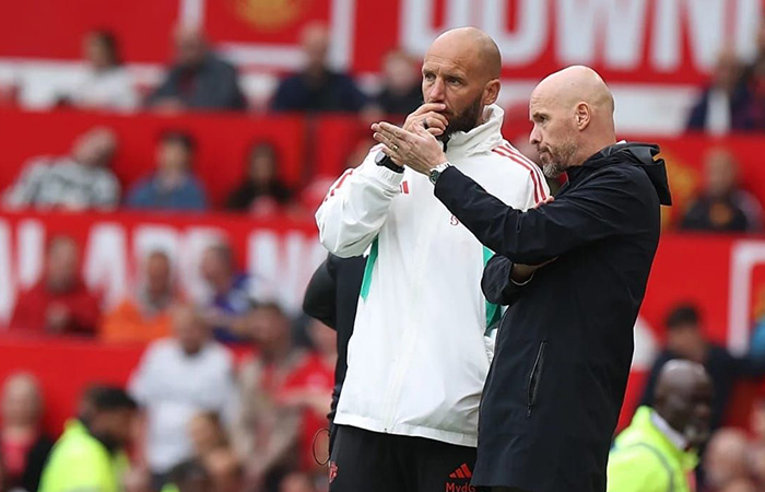 Erik Ten Hag tunjuk Van Der Gaag mengawal skuad Setan Merah hadapi Eveton (credit: Getty/Thesun)