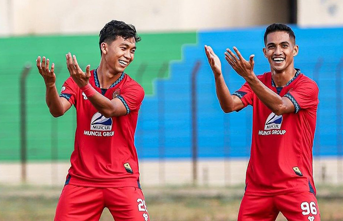 MANTAP: Pemain Persiba Bantul selebrasi usai mencetak gol di Stadion Sultan Agung (SSA) Bantul, Minggu (26/11). (Dok Persiba Bantul)