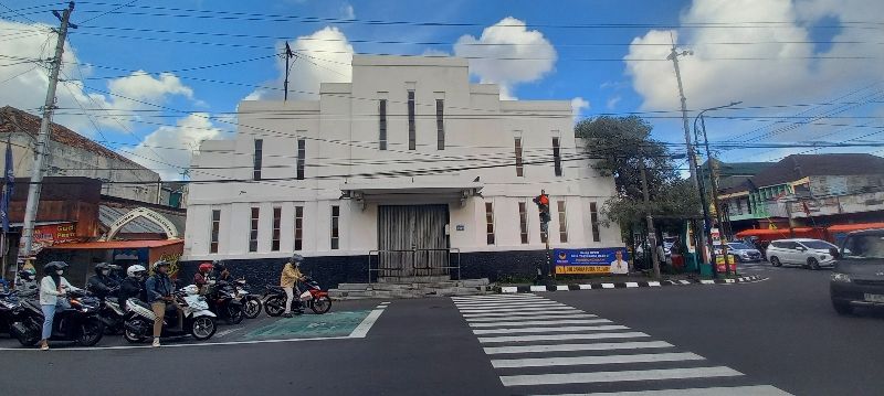 KENANGAN: Gedung eks Bioskop Permata di Kota Jogja.KHAIRUL MA