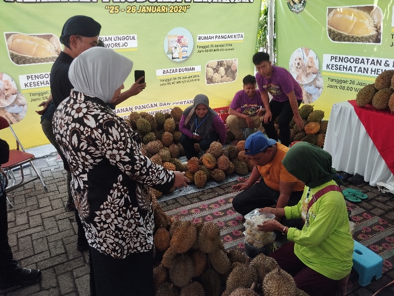 LARIS: Suasana pameran produksi pertanian di halaman kantor DKPP Purworejo pada Kamis (25/1).