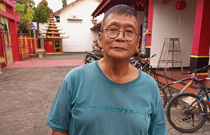 Pengurus Klenteng Kong Hwie Kiong, Kebumen Handi Wibowo.