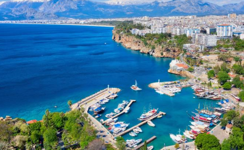Keindahan Pantai Antalya Turki.