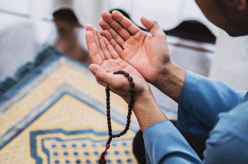 Doa pembuka rezeki lancer usai Sholat Subuh.